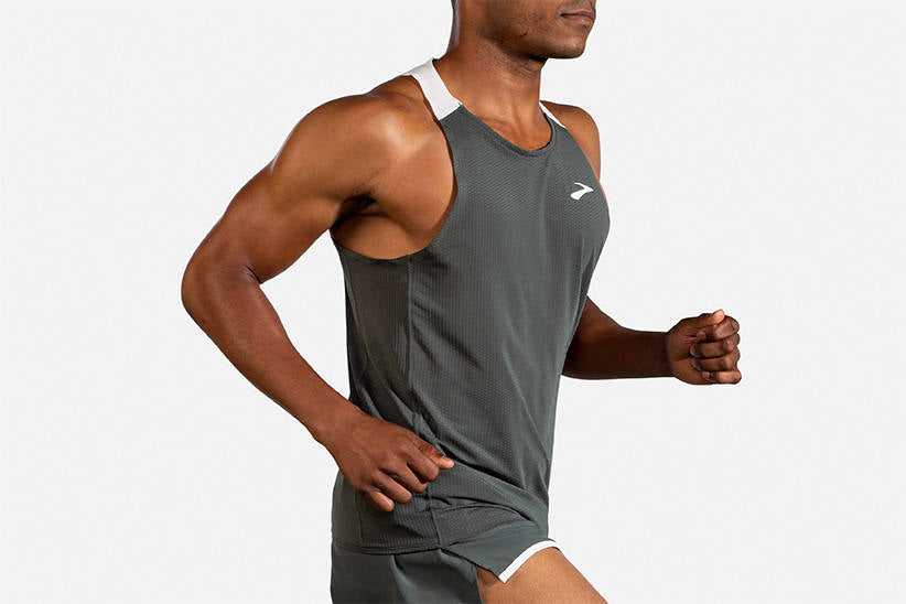  Men's Brooks Atmosphere Singlet 211318-381