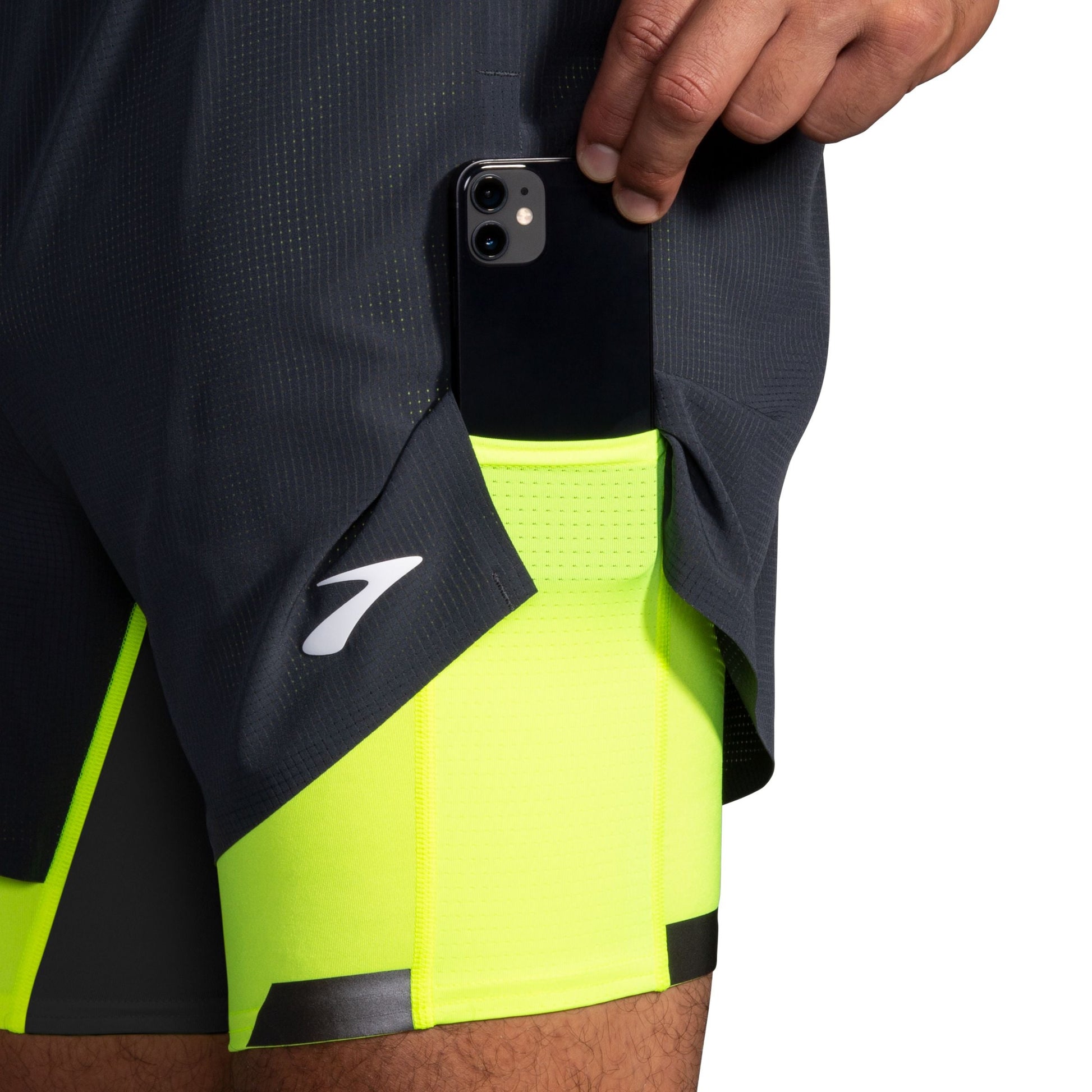 BROOKS Men's Brook Run Visible 5" 2-in-1 Short - 211405-044
