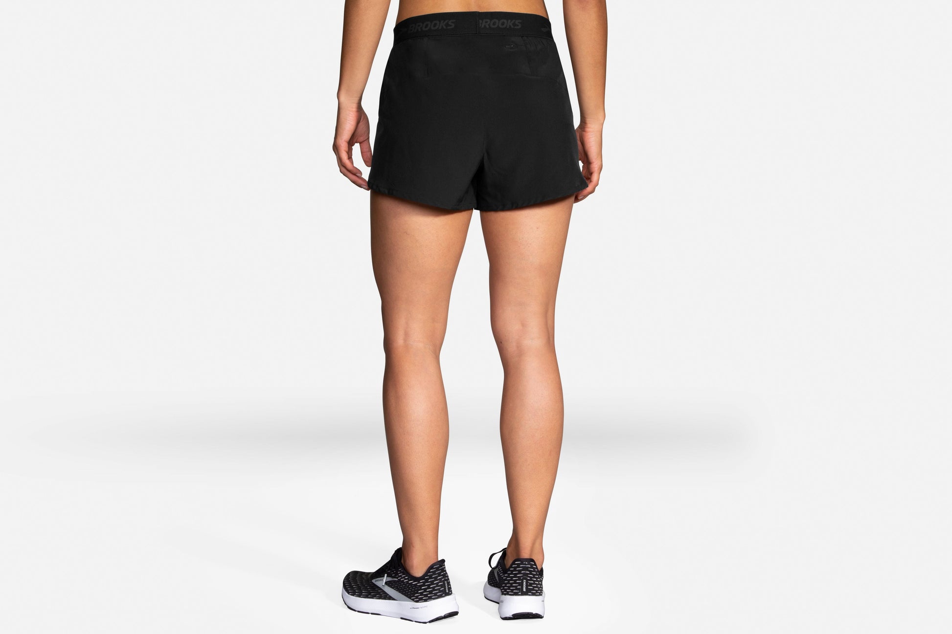  Women's Brooks Chaser 3" Short - 221463-006