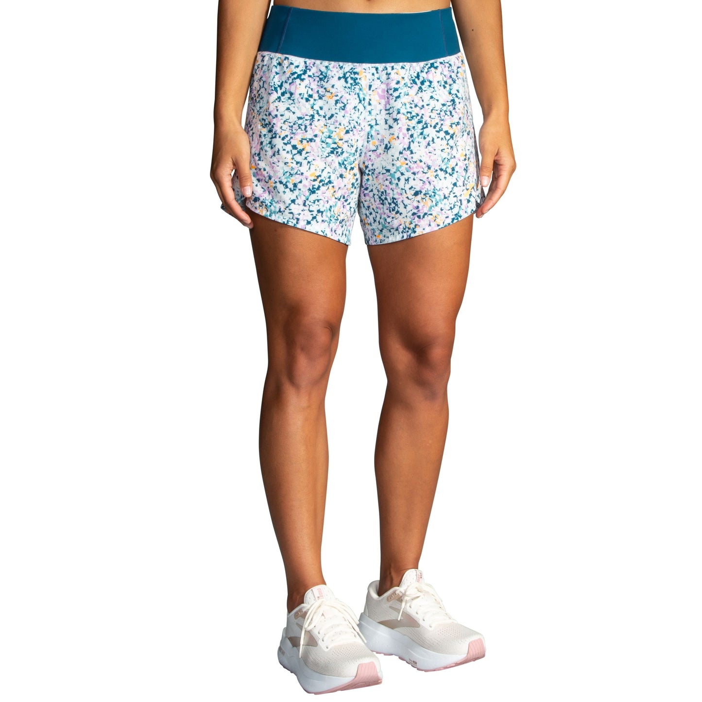  Women's Brooks Chaser 5" Short - 221465-416