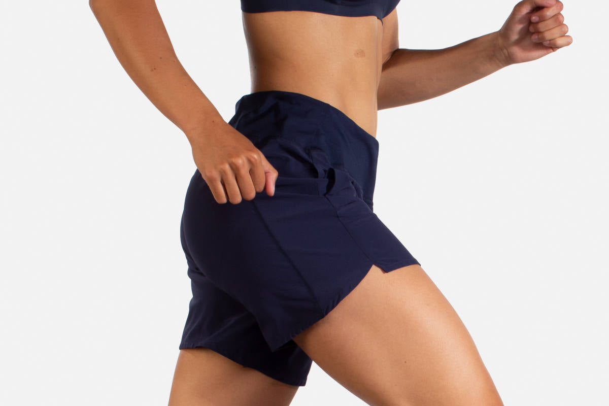  Women's Brooks Chaser 7" Short 221466-451