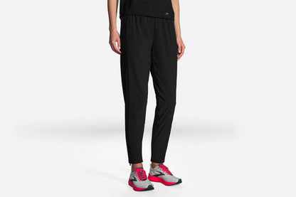  Women's Brooks Shakeout Pant - 221467-001