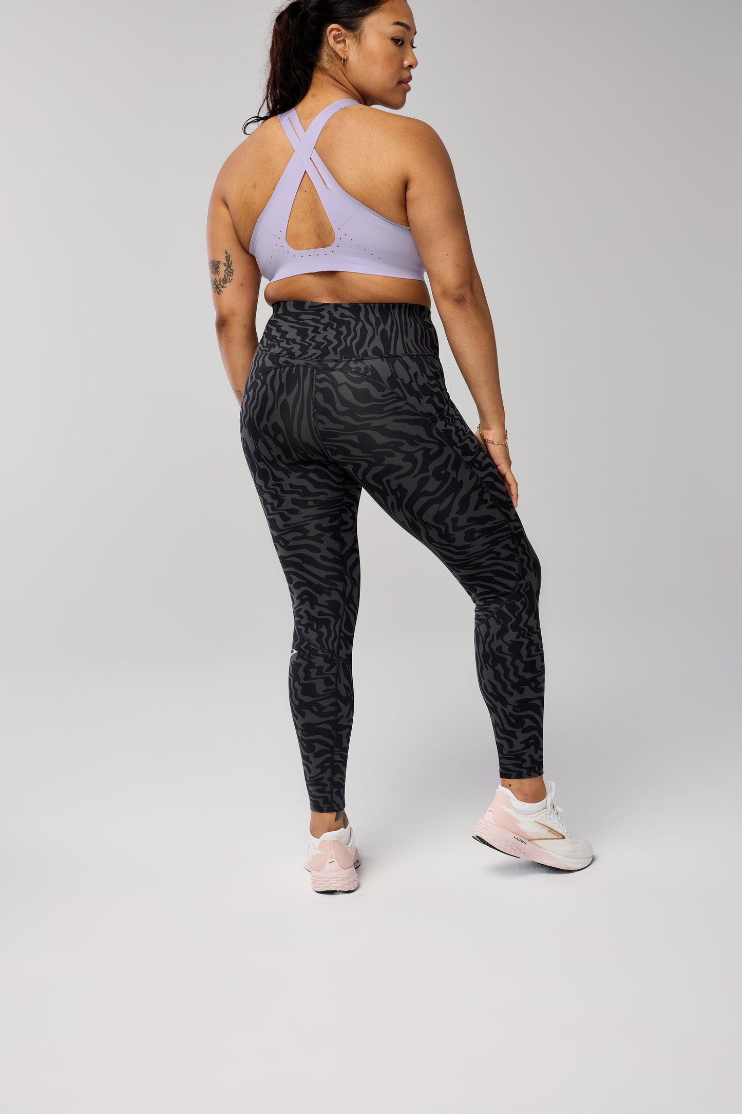  Women's Brooks Spark Tight - 221664-073